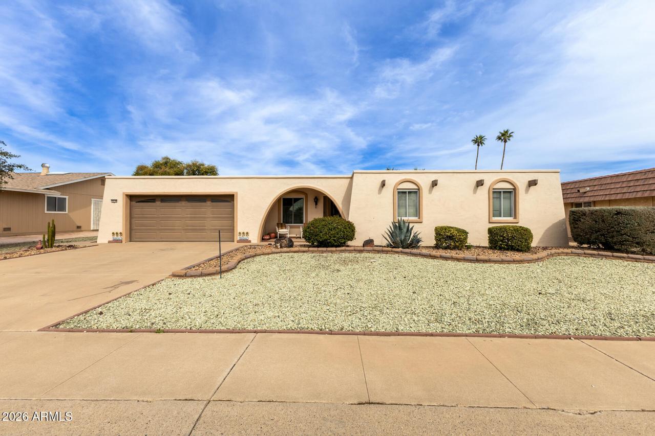 10126 W Brookside Dr., Sun City, AZ 85351