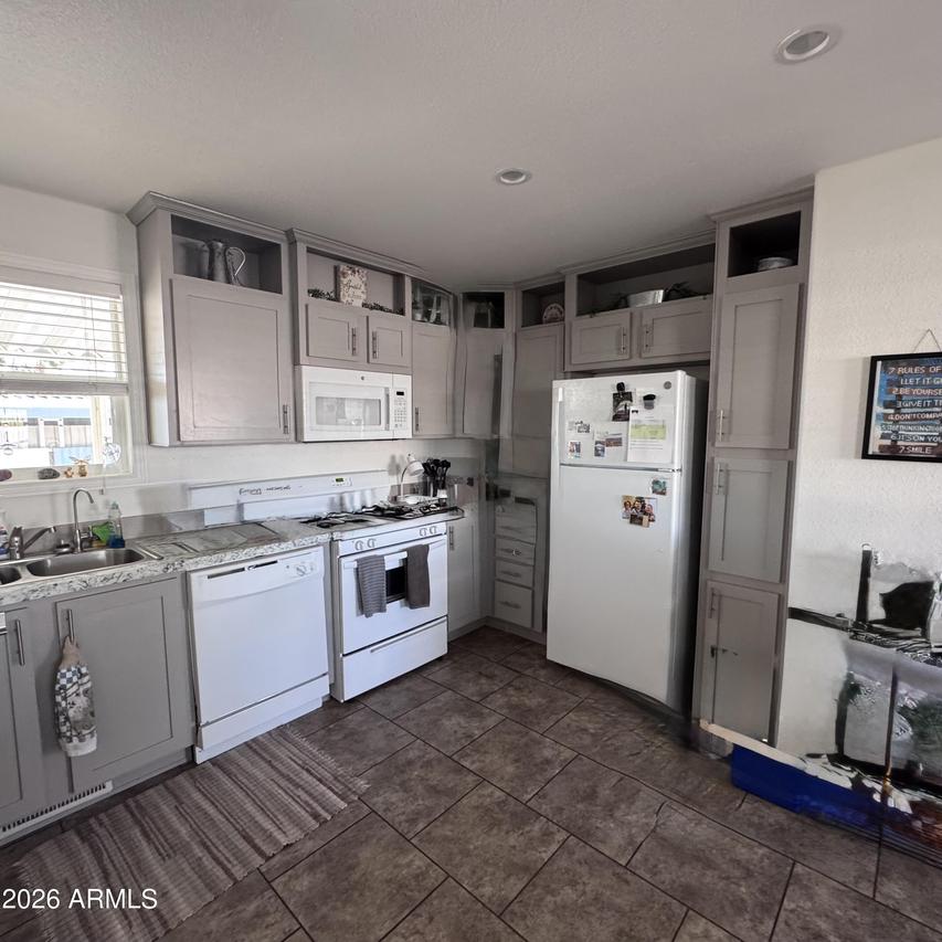 10540 E Apache Tr. #15, Apache Junction, AZ 85120