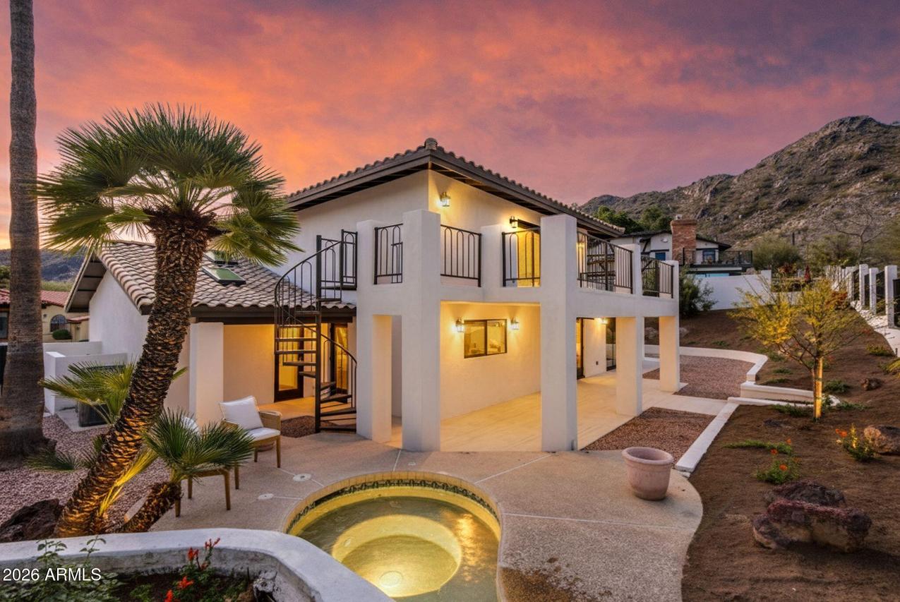 2212 E Cinnabar Ave., Phoenix, AZ 85028