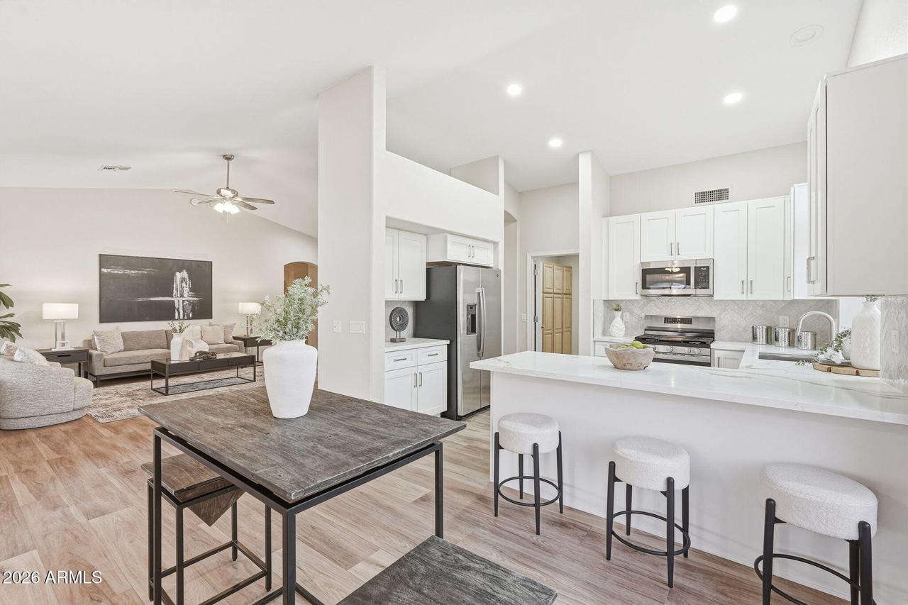 20001 N 86th Dr., Peoria, AZ 85382