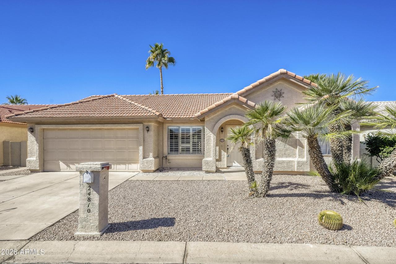 24810 S Foxglenn Dr., Sun Lakes, AZ 85248