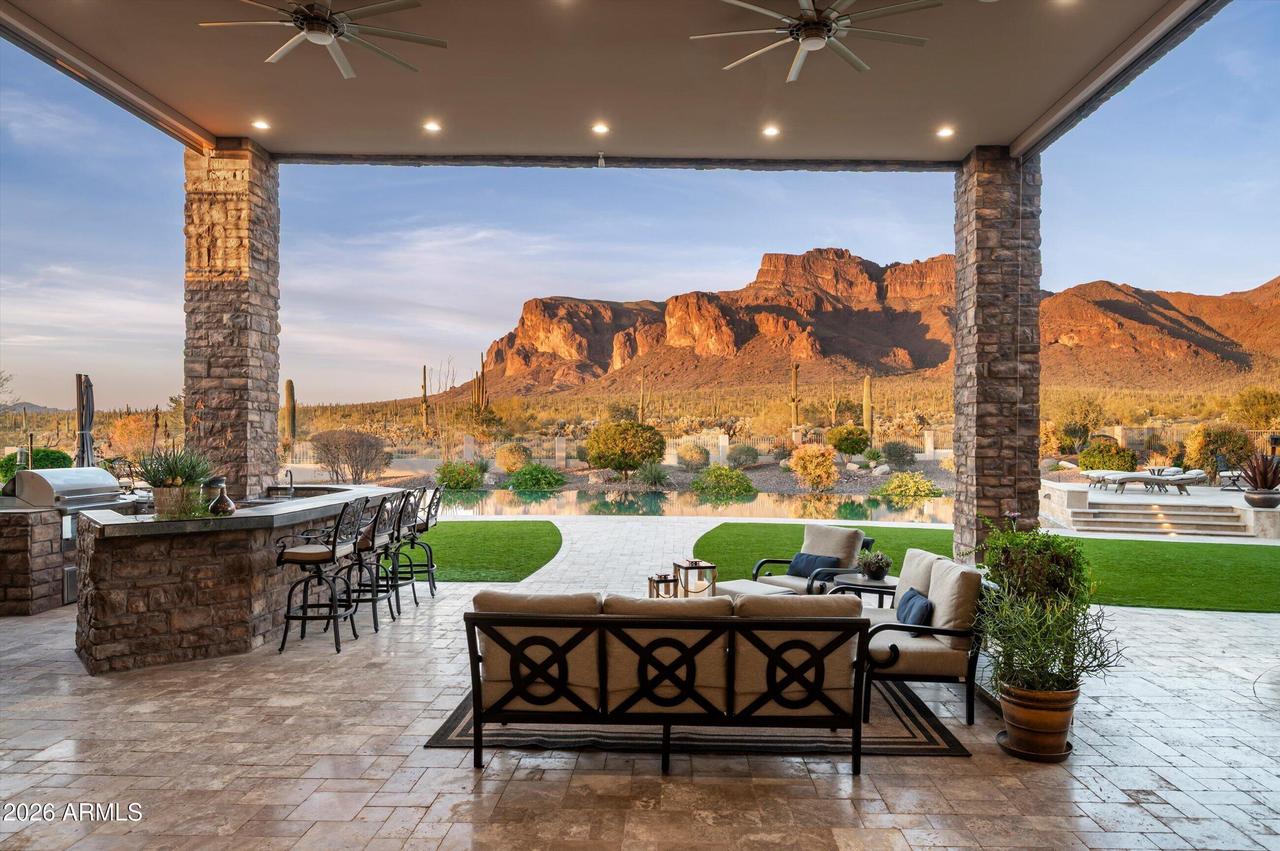 6806 E Superstition View Dr., Gold Canyon, AZ 85119