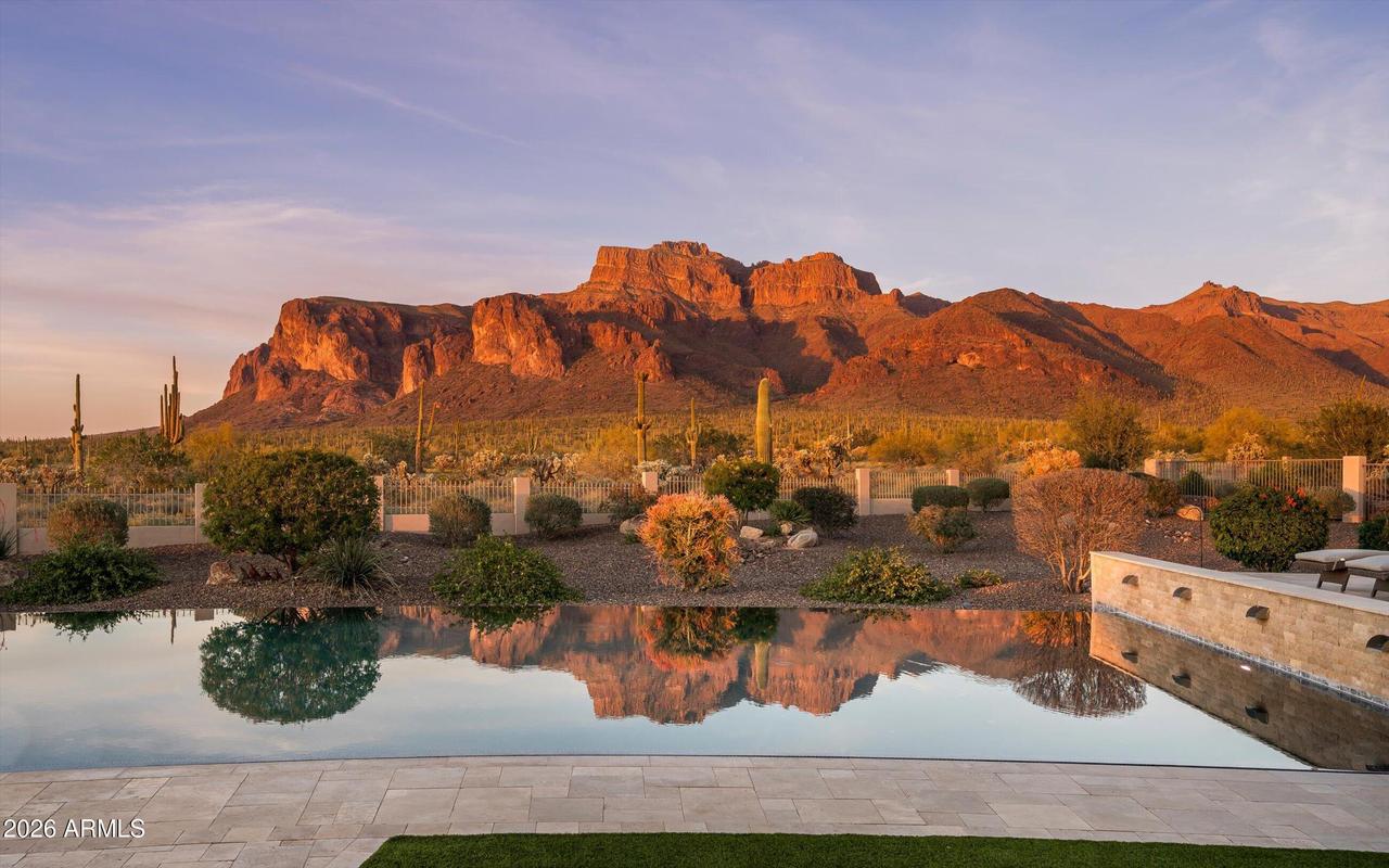 6806 E Superstition View Dr., Gold Canyon, AZ 85119