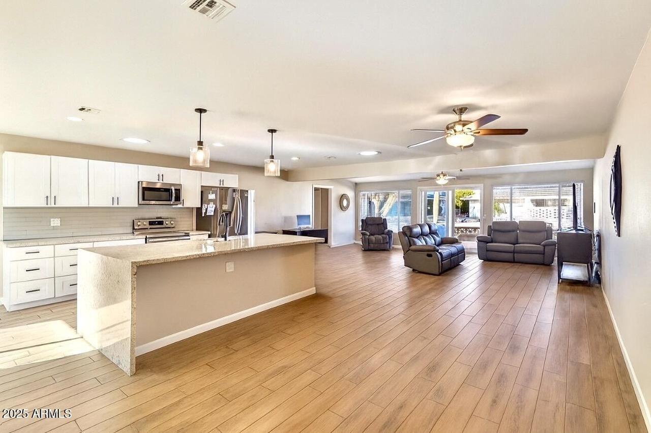 10508 W Kelso Dr., Sun City, AZ 85351