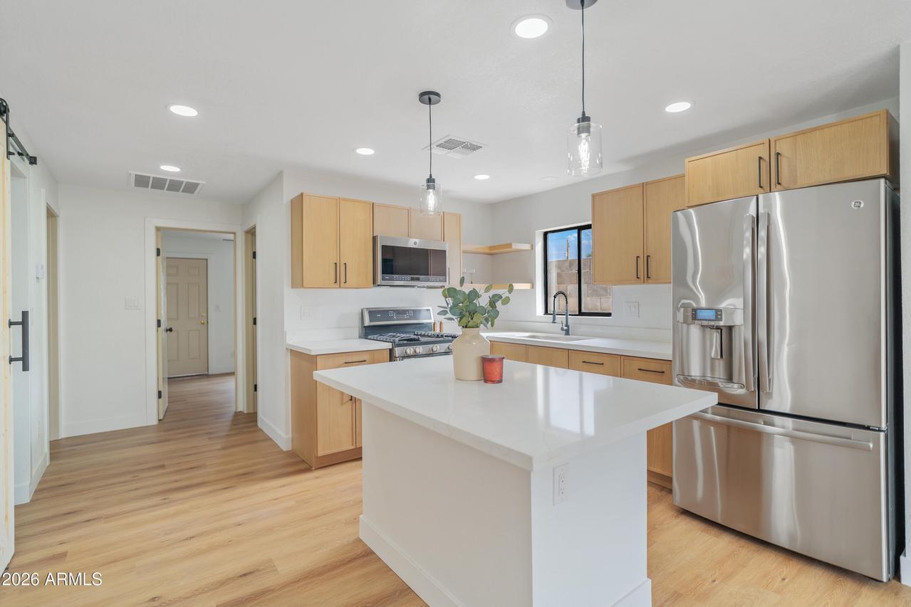 4439 S 6th St., Phoenix, AZ 85040