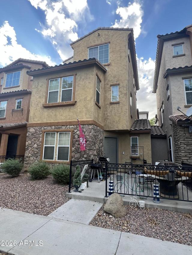 2016 N 78th Ave., Phoenix, AZ 85035