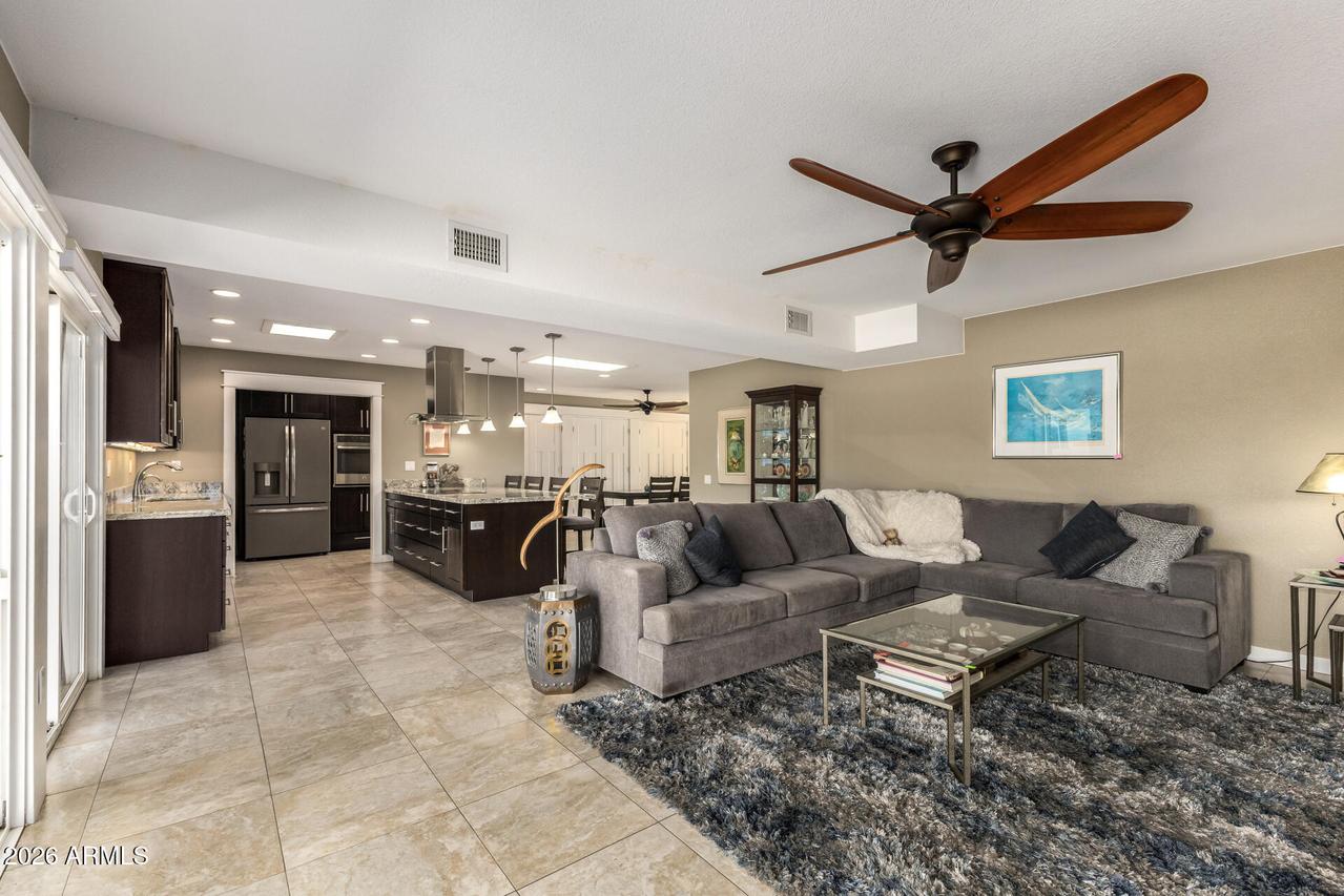 10818 W Santa Fe Dr., Sun City, AZ 85351