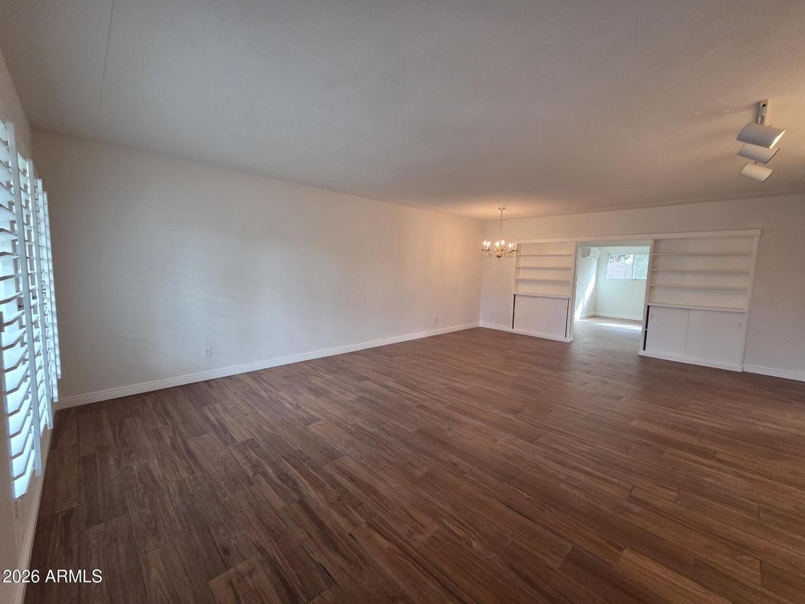 1825 E Orange Dr., Phoenix, AZ 85016