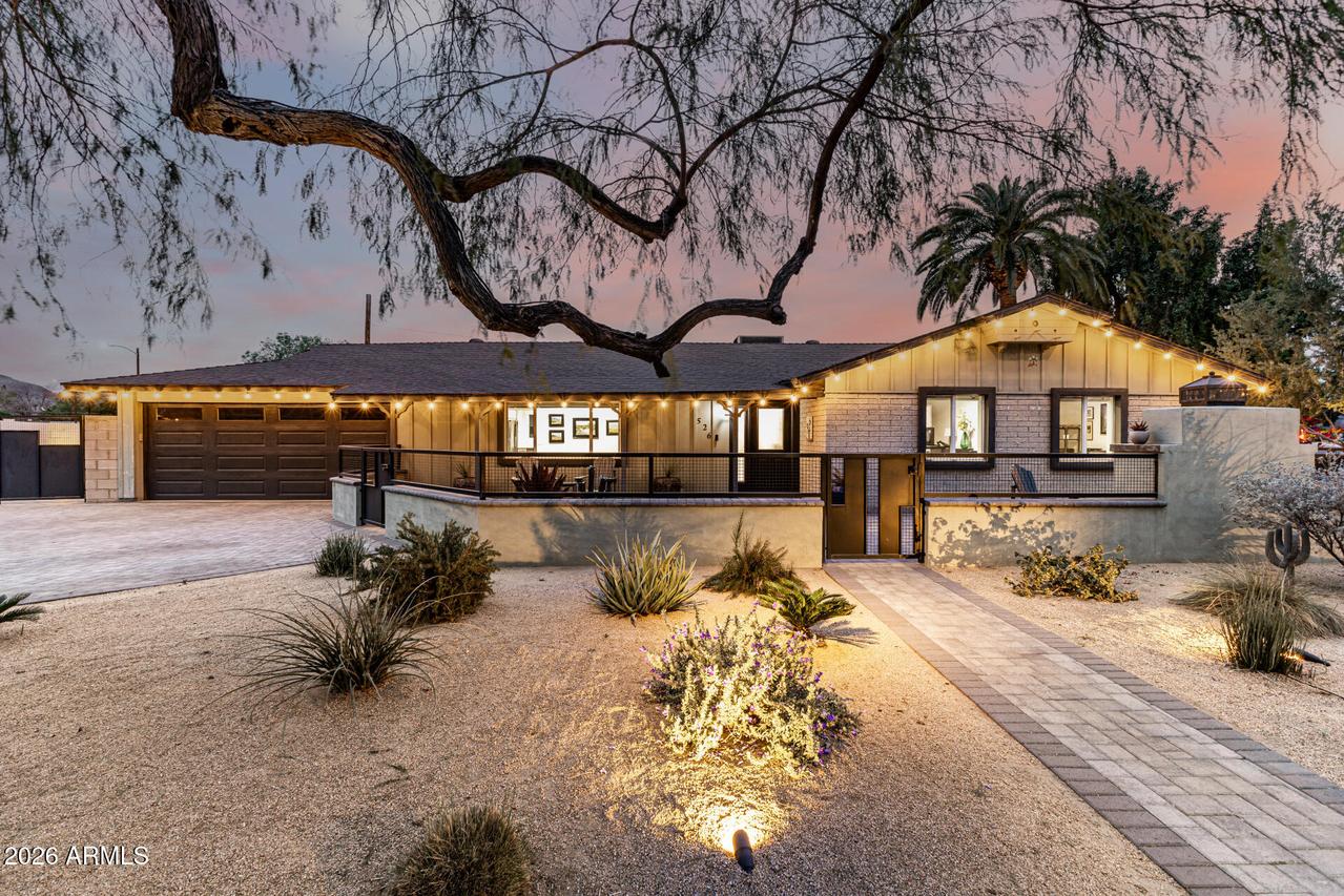 526 W Seldon Ln., Phoenix, AZ 85021
