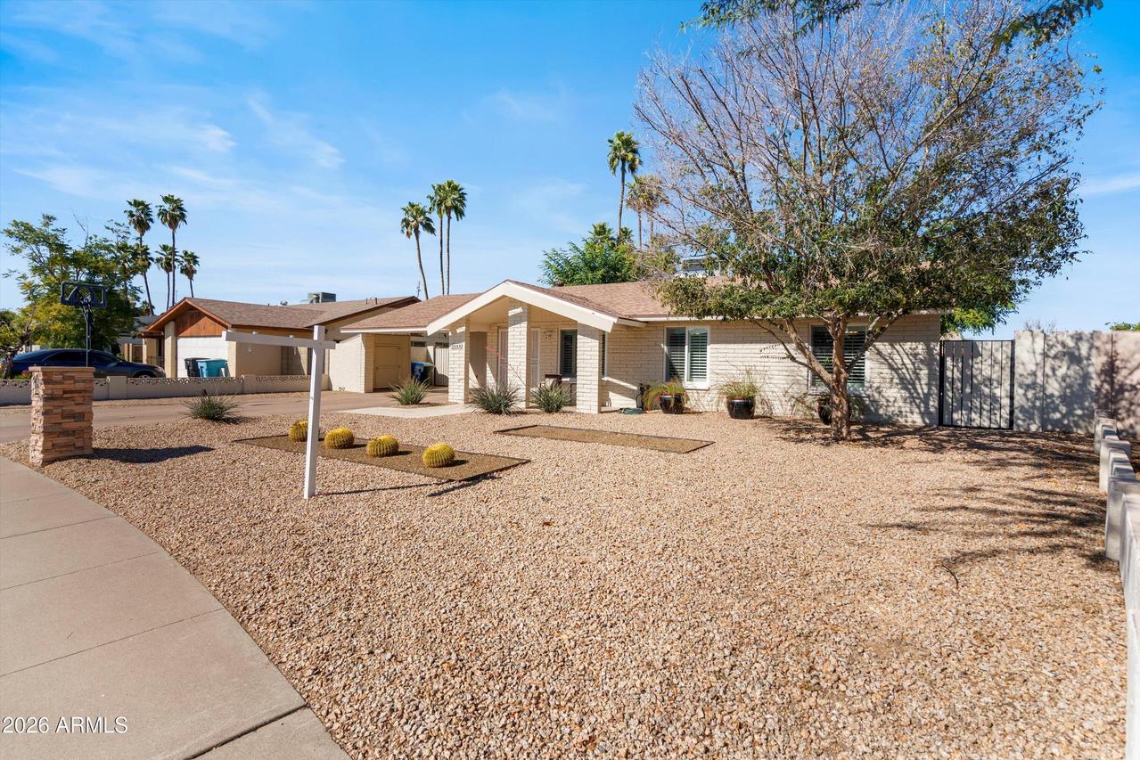 3444 E Windrose Dr., Phoenix, AZ 85032