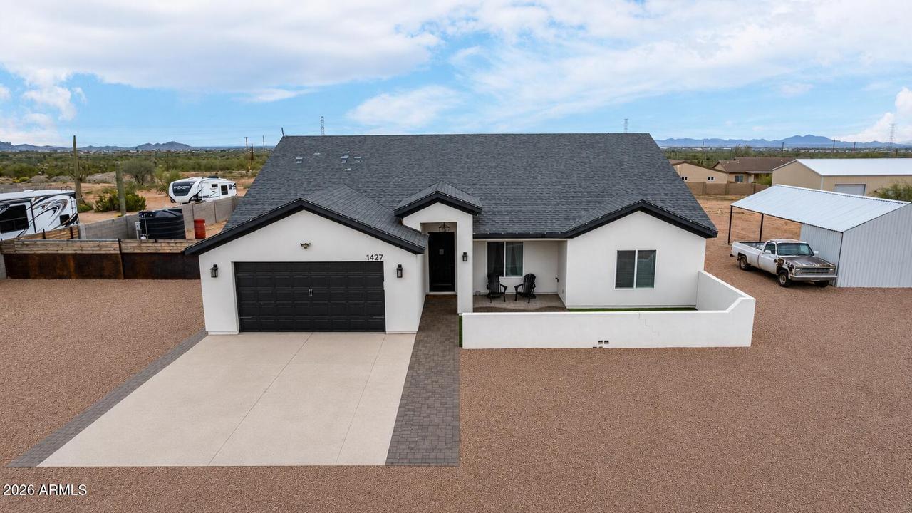 1427 E Whiteley St., Apache Junction, AZ 85119