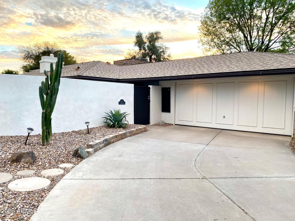 7621 E Via De Lindo St., Scottsdale, AZ 85258
