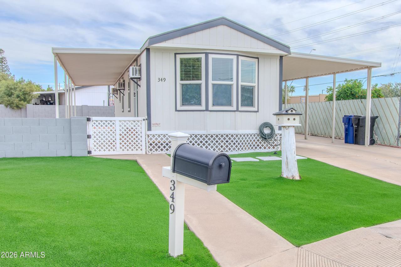 349 S Wayfarer, Mesa, AZ 85204