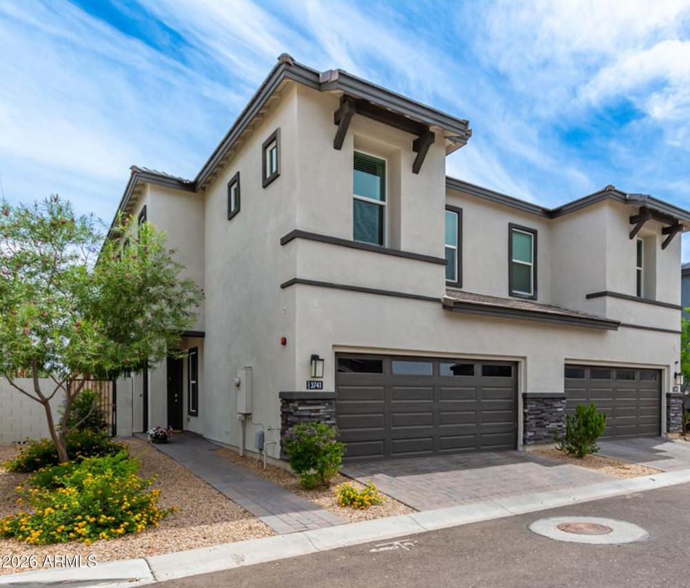3741 E Catalina Dr., Phoenix, AZ 85018