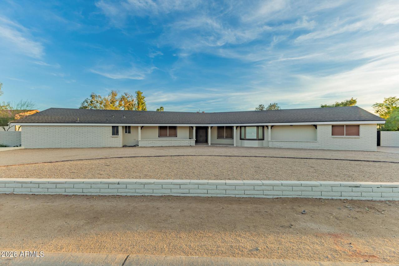 7143 W Union Hills Dr., Glendale, AZ 85308
