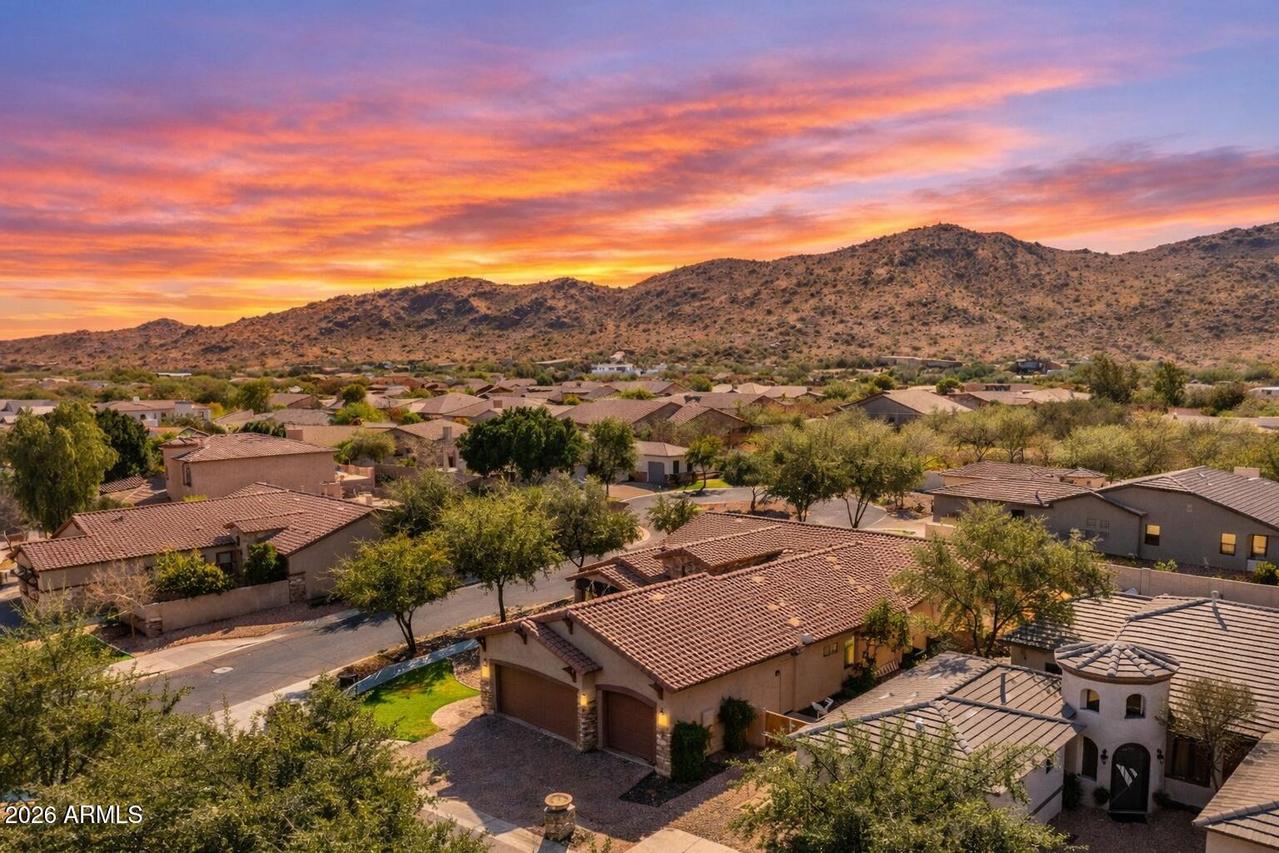 3215 E Constance Way, Phoenix, AZ 85042