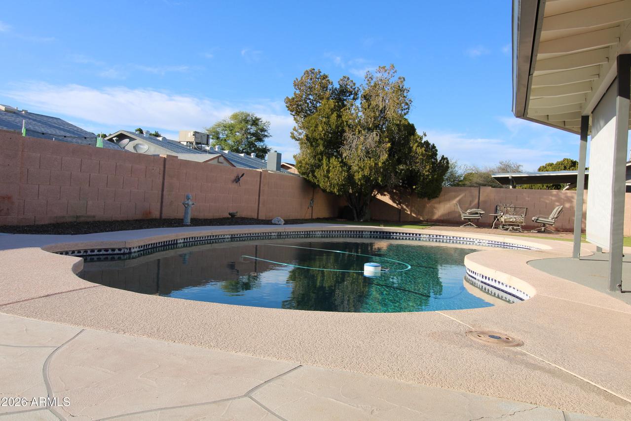 15204 N 51st Dr., Glendale, AZ 85306