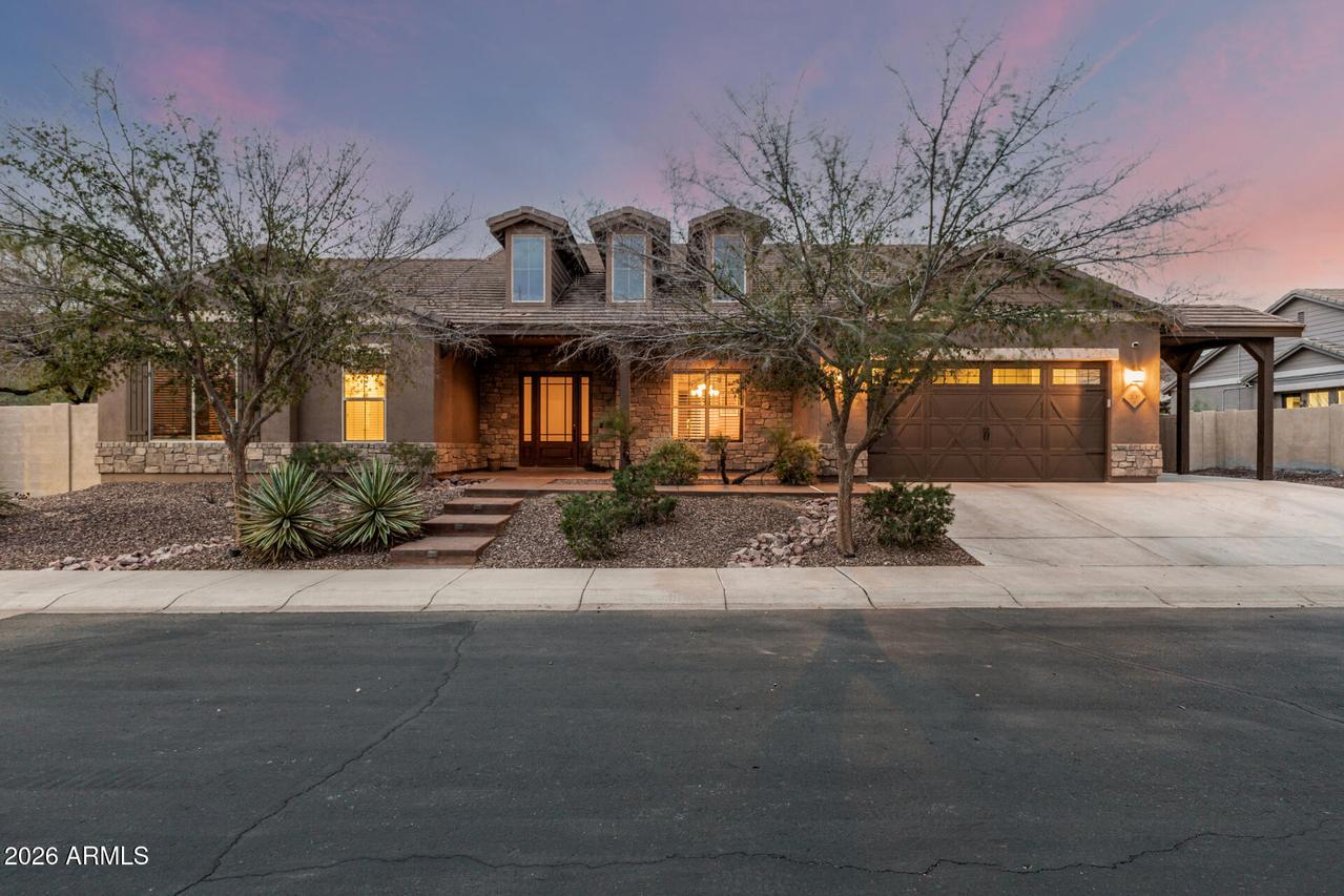 3139 E Harwell Rd., Phoenix, AZ 85042