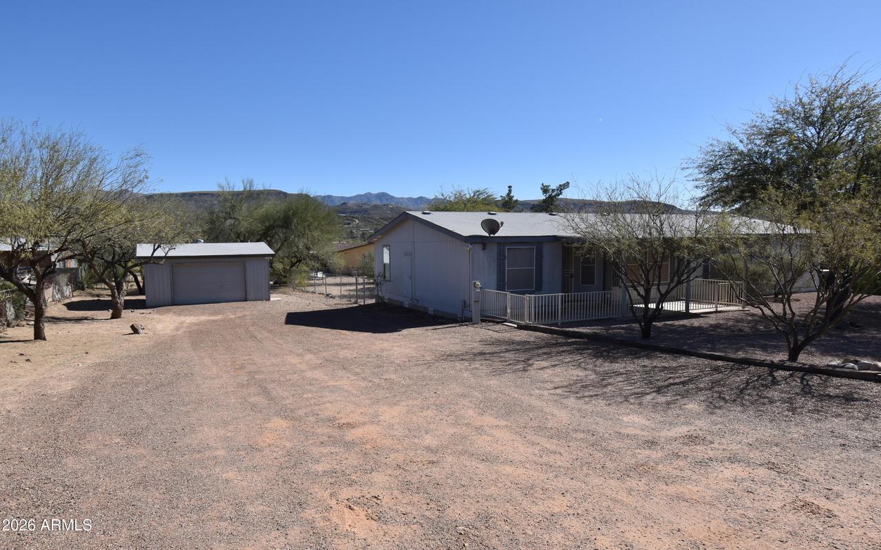 33455 S Coldwater Rd., Black Canyon City, AZ 85324