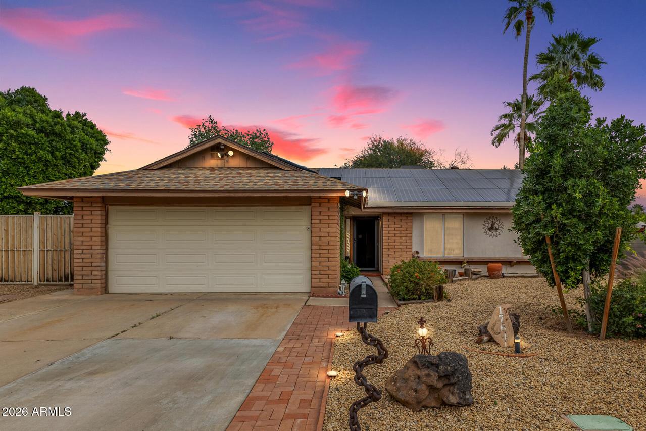 17641 N 34th Ln., Phoenix, AZ 85053