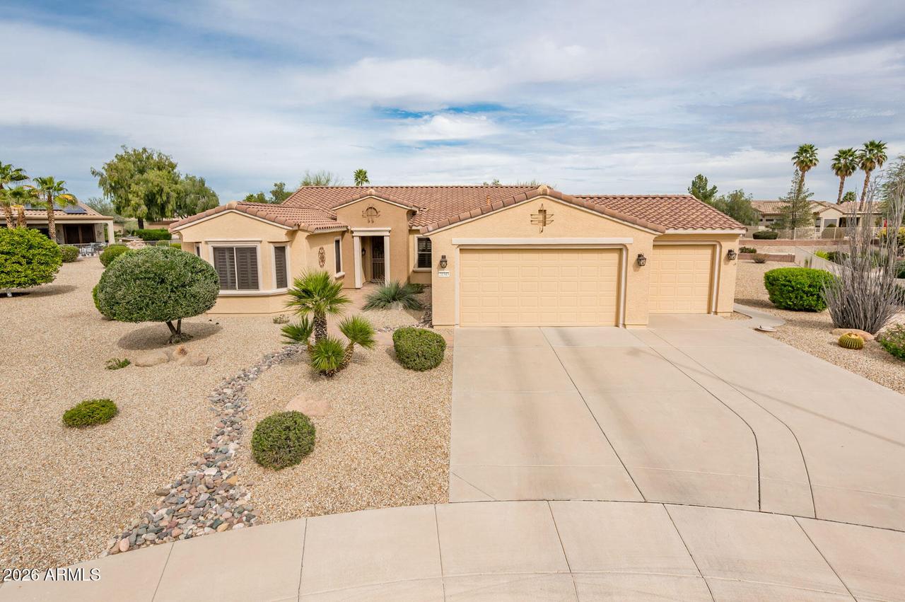 21343 N Red Hills Dr., Surprise, AZ 85387