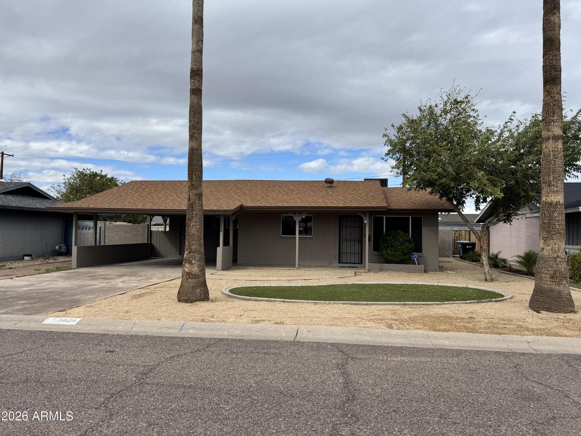 3826 W Flynn Ln., Phoenix, AZ 85019