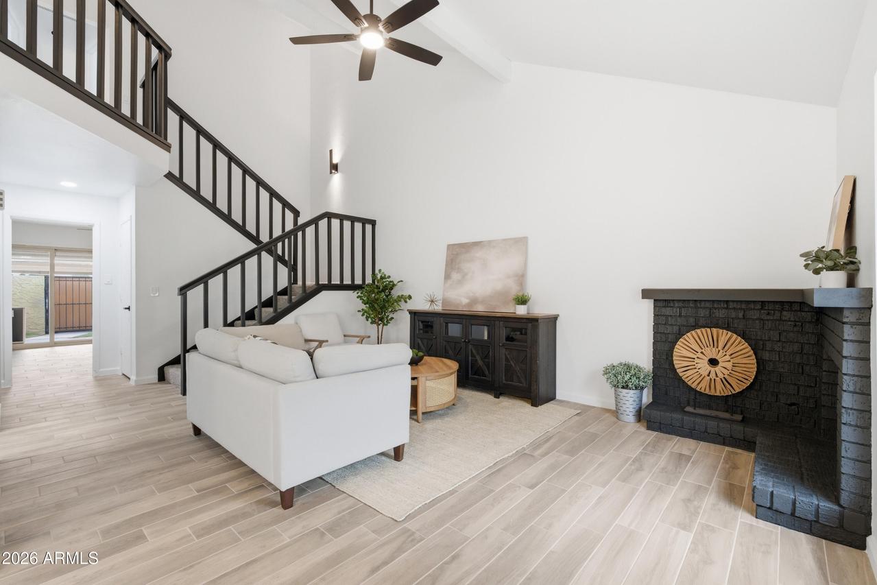 6533 N 7th Ave. #17, Phoenix, AZ 85013