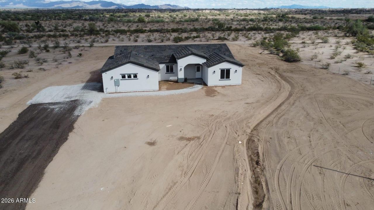3311 N 329th Dr., Tonopah, AZ 85354