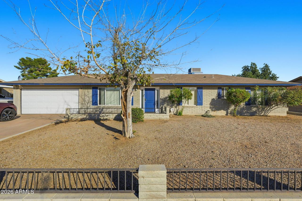 18815 N 22nd Ln., Phoenix, AZ 85027