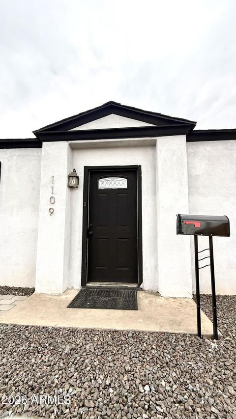 1109 W Indian School Rd., Phoenix, AZ 85013