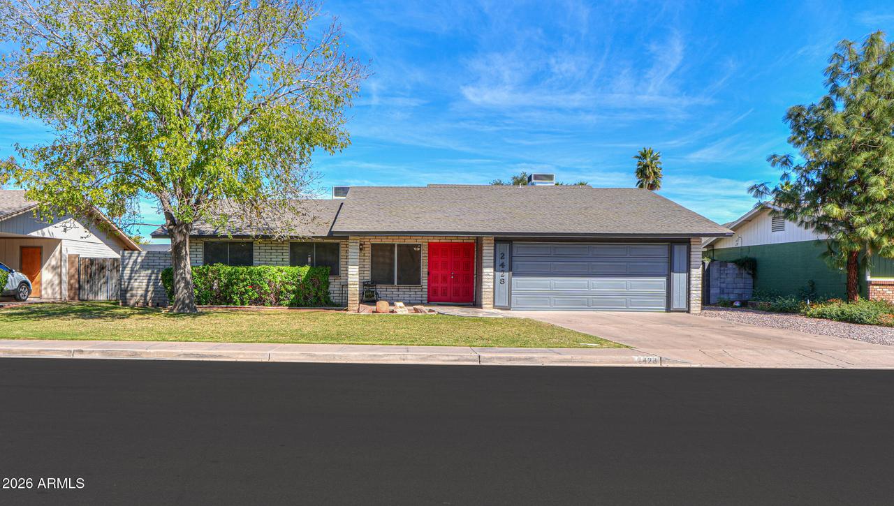 2428 E Juanita Ave., Mesa, AZ 85204