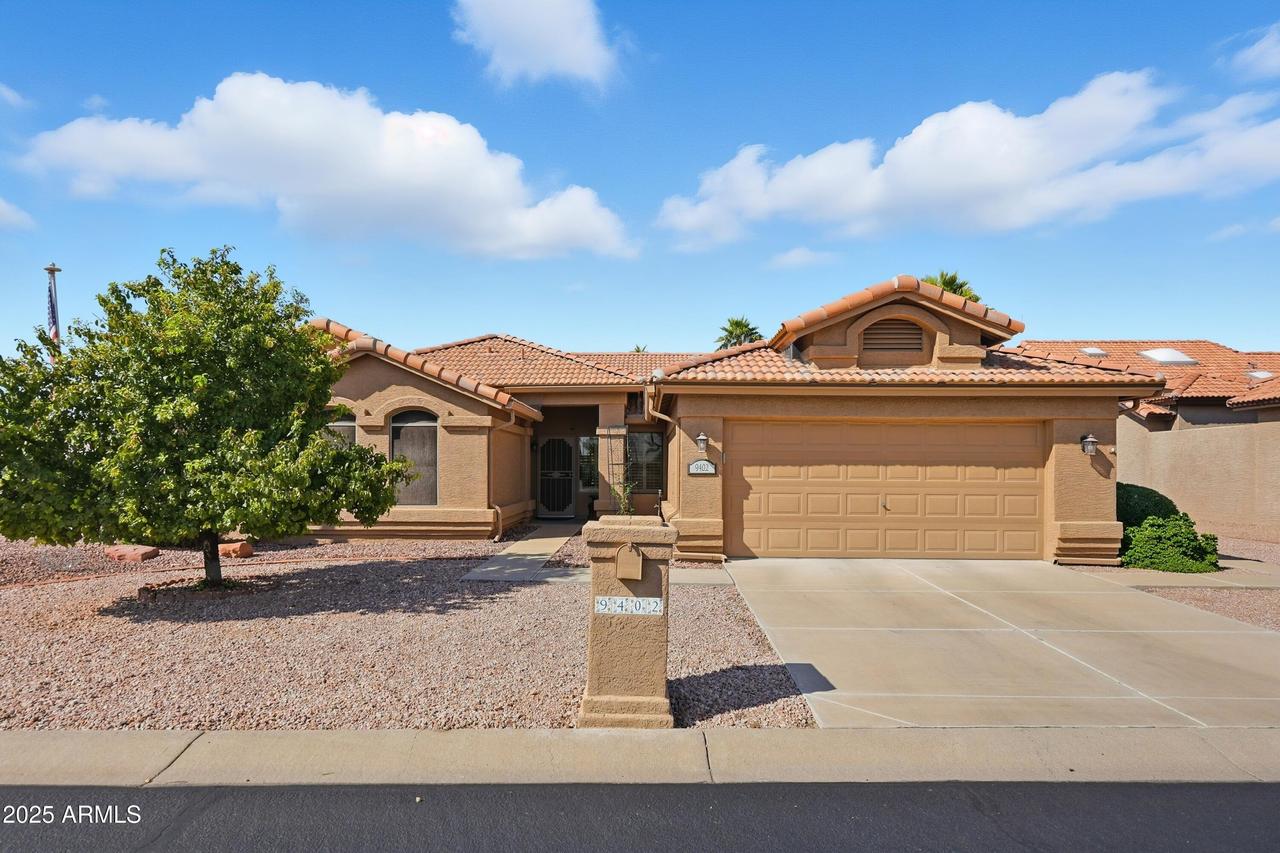 9402 E Jadecrest Dr., Sun Lakes, AZ 85248