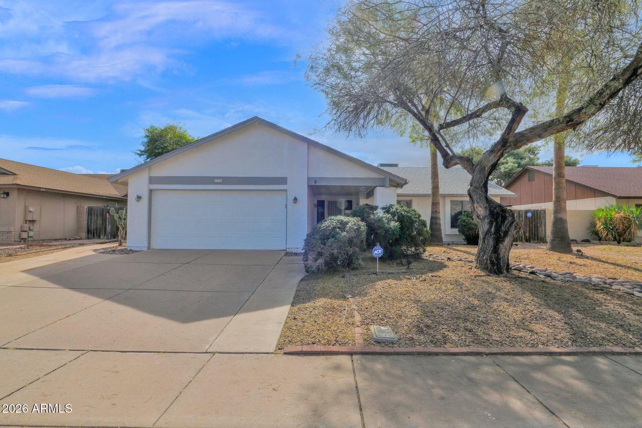 2035 W Gila Ln., Chandler, AZ 85224