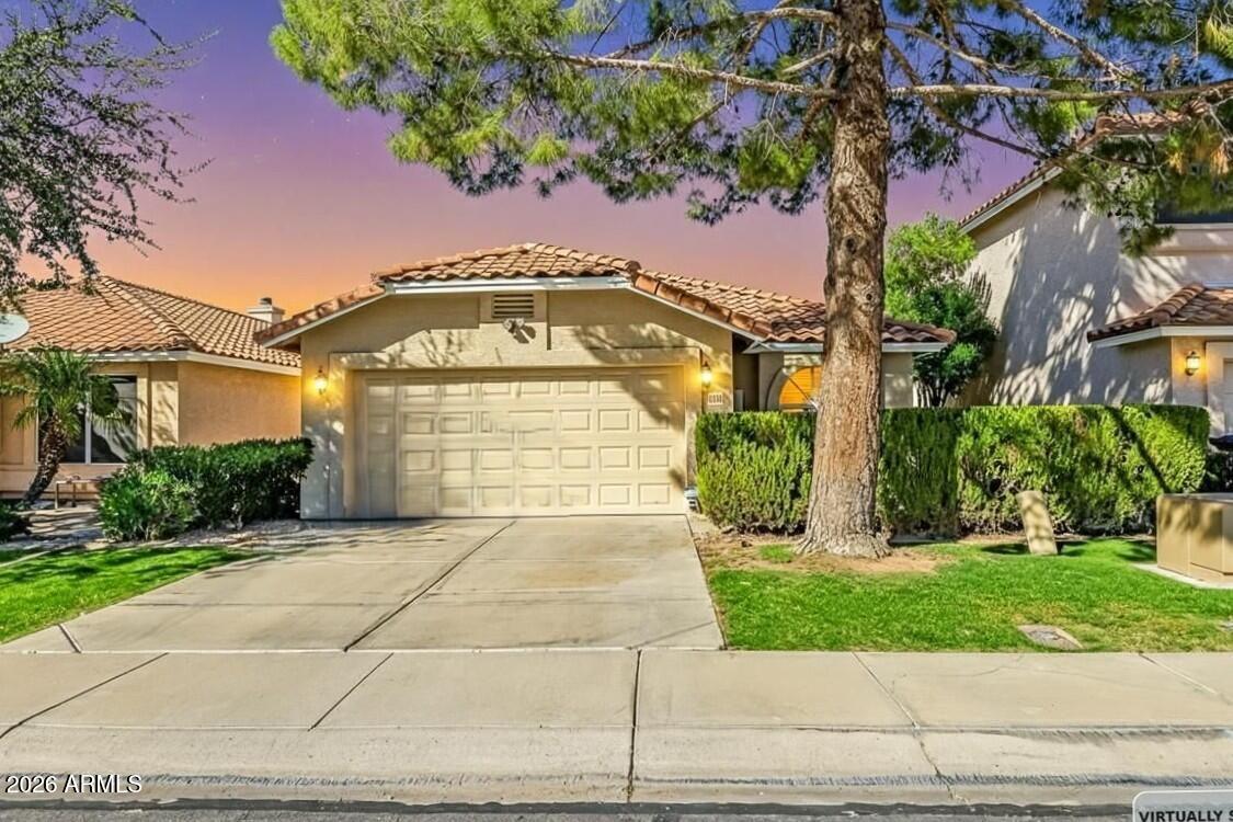 7950 W Paradise Dr., Peoria, AZ 85345