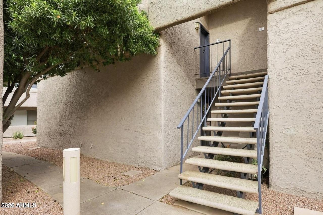 4444 E Paradise Village Pkwy. #252, Phoenix, AZ 85032