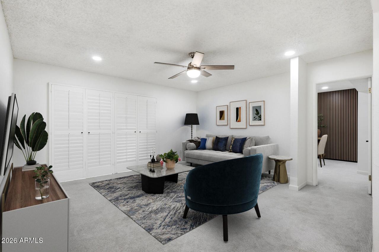 4444 E Paradise Village Pkwy. #252, Phoenix, AZ 85032