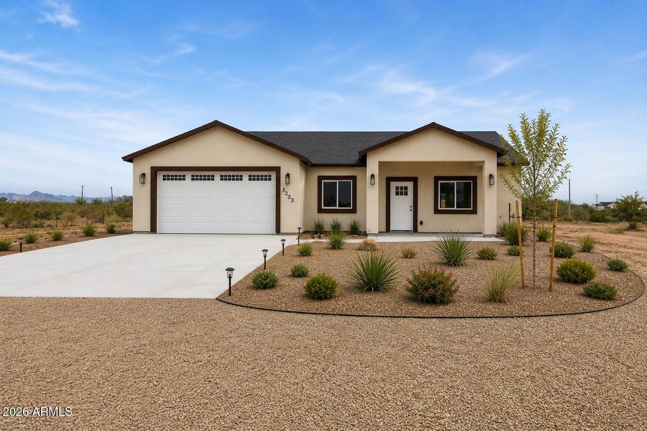 3233 N 374th Ave., Tonopah, AZ 85354