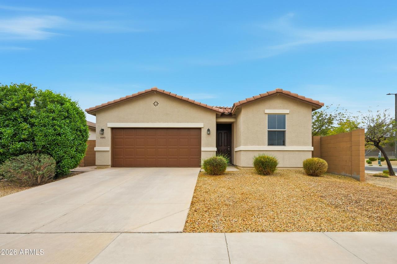 16661 W Shangri La Rd., Surprise, AZ 85388