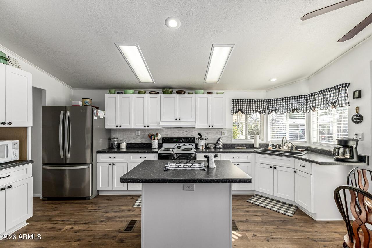 2400 E Baseline Ave. #79, Apache Junction, AZ 85119