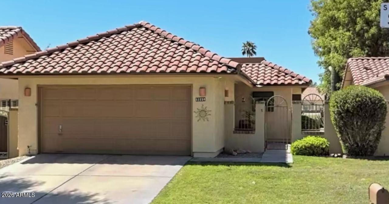 12238 S Shoshoni Dr., Phoenix, AZ 85044