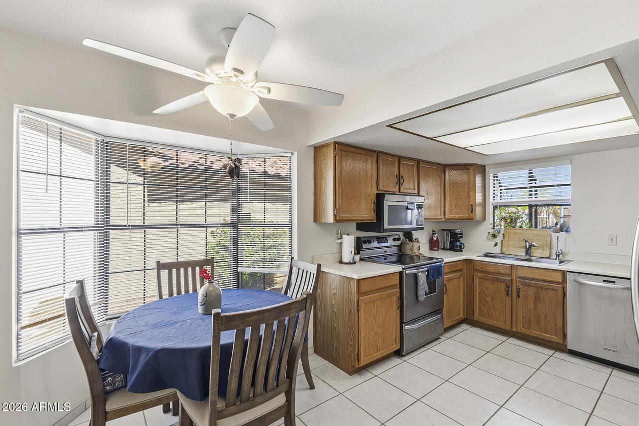 12238 S Shoshoni Dr., Phoenix, AZ 85044