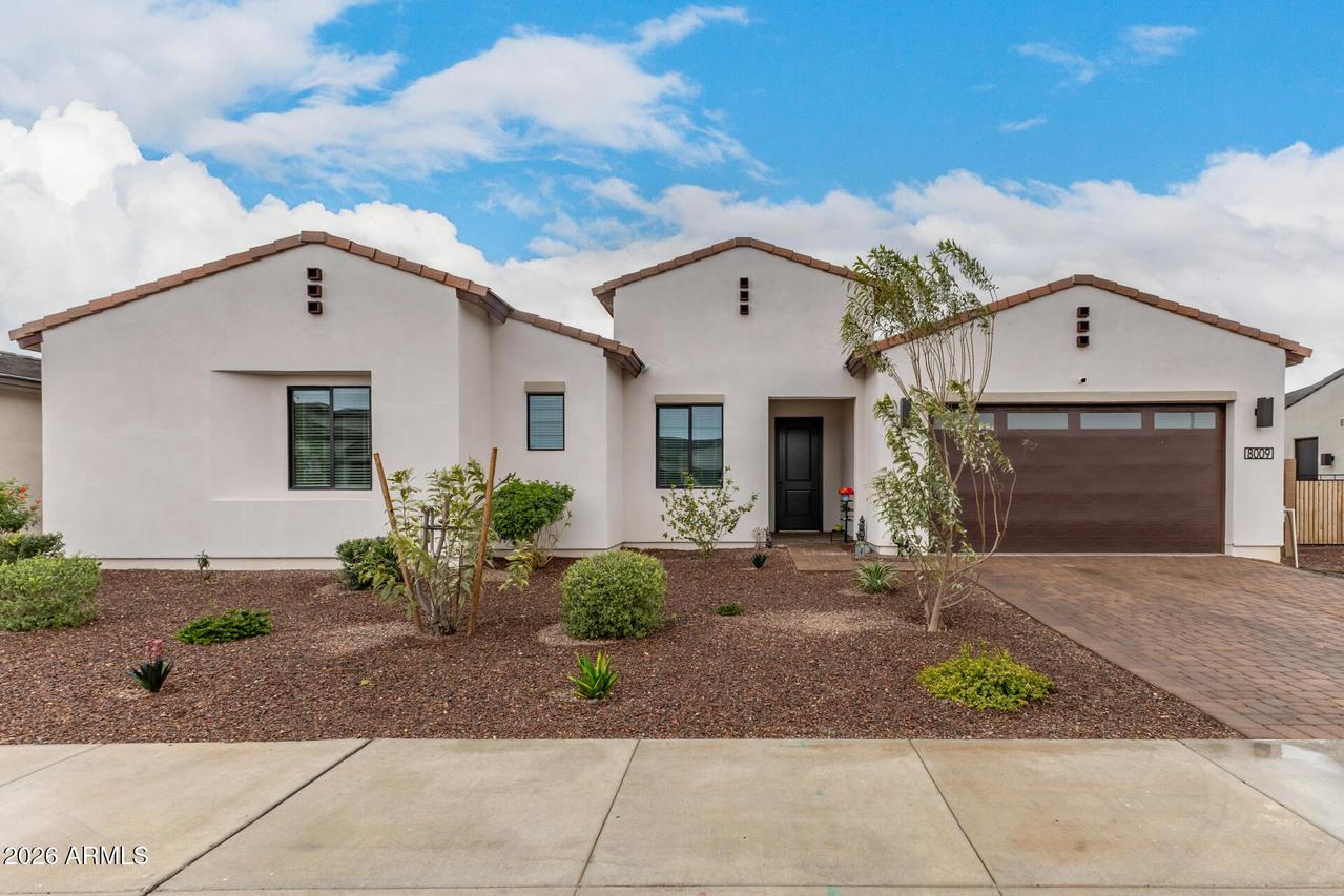 8009 W Northview Ave., Glendale, AZ 85303