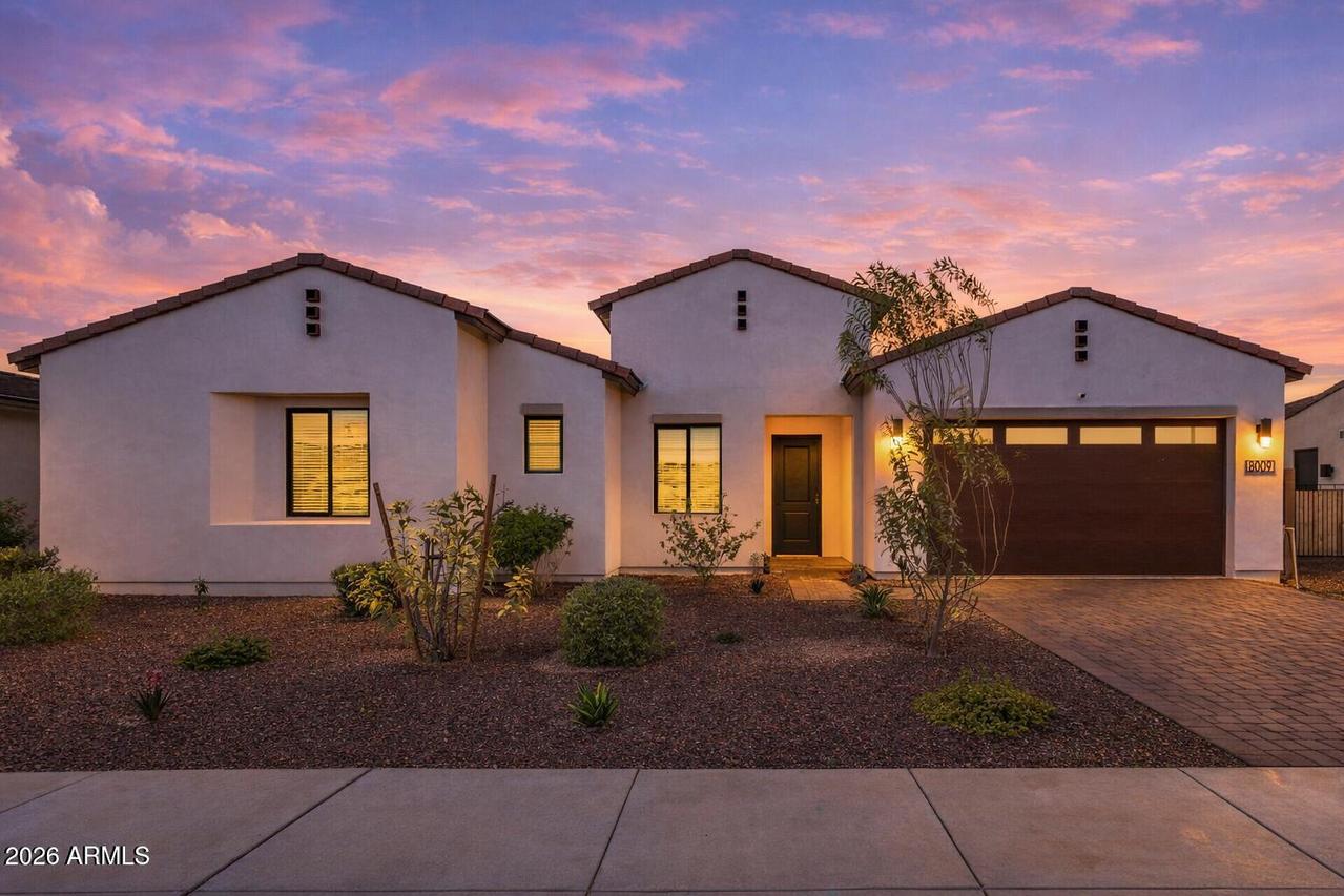 8009 W Northview Ave., Glendale, AZ 85303