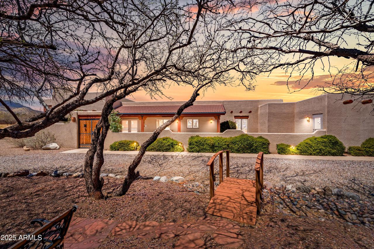5640 S Equestrian Pl., Hereford, AZ 85615