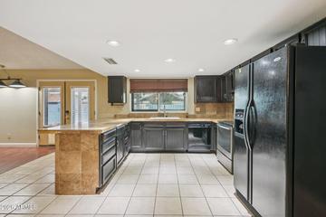 2201 W Utopia Rd., Phoenix, AZ 85027