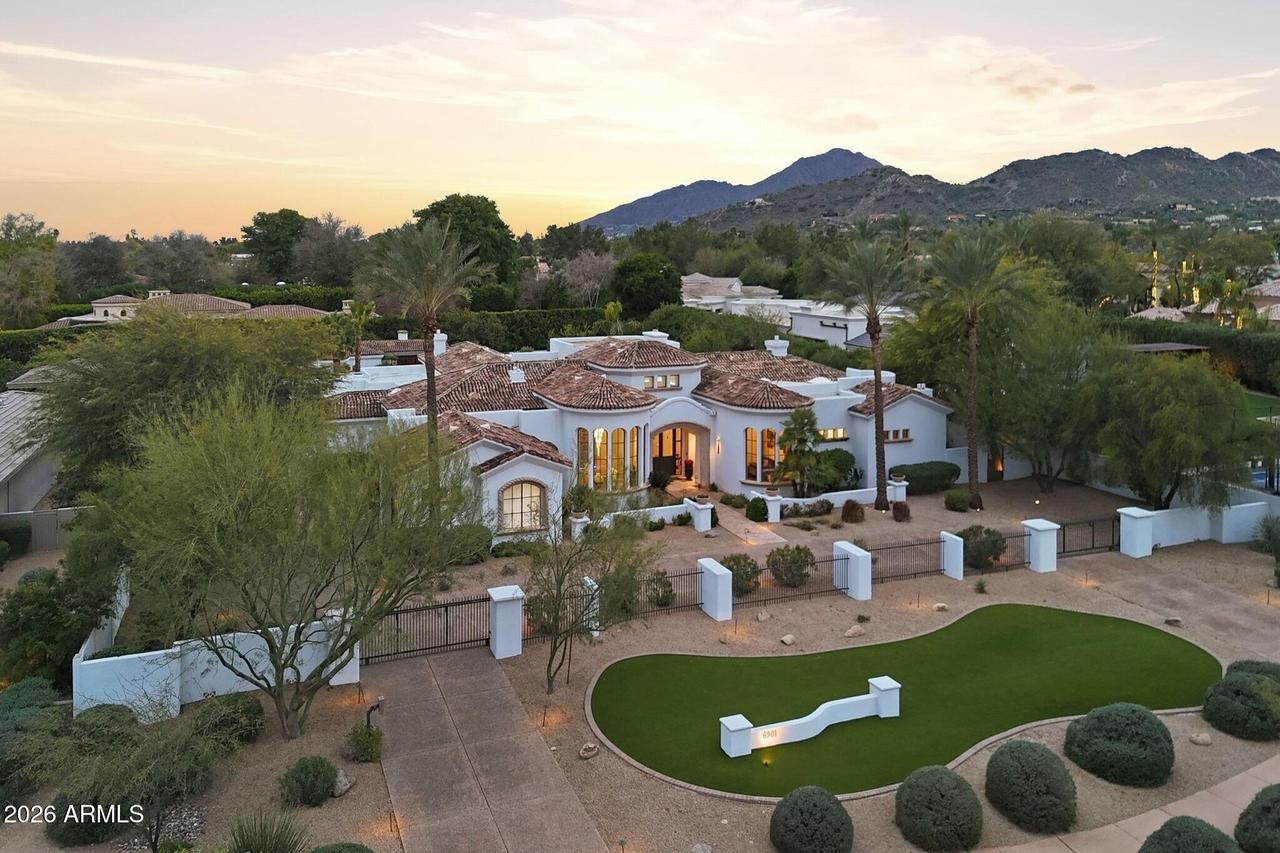 6901 E Northern Ave., Paradise Valley, AZ 85253