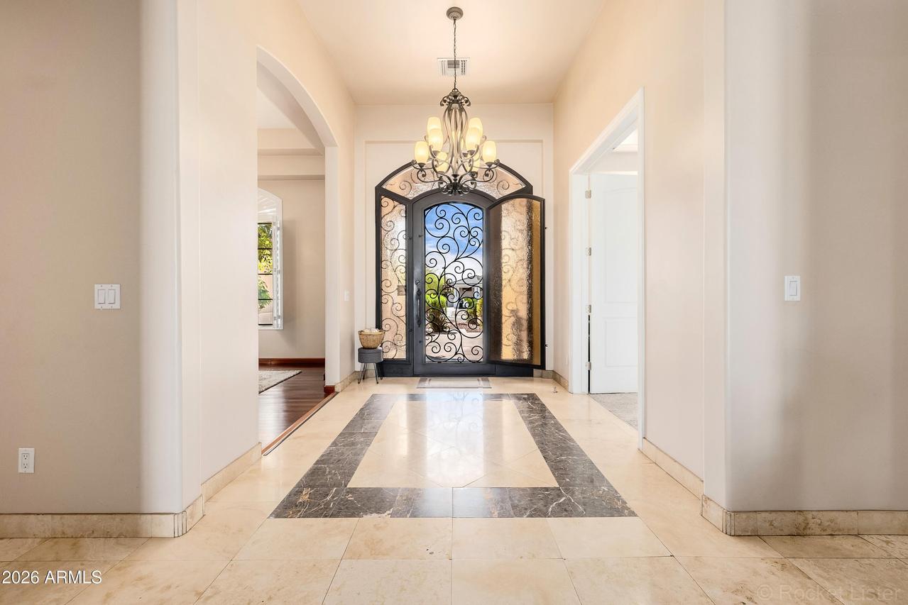 8010 W Belmont Ave., Glendale, AZ 85303