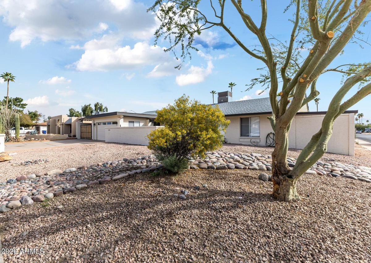 823 W Isabella Ave., Mesa, AZ 85210