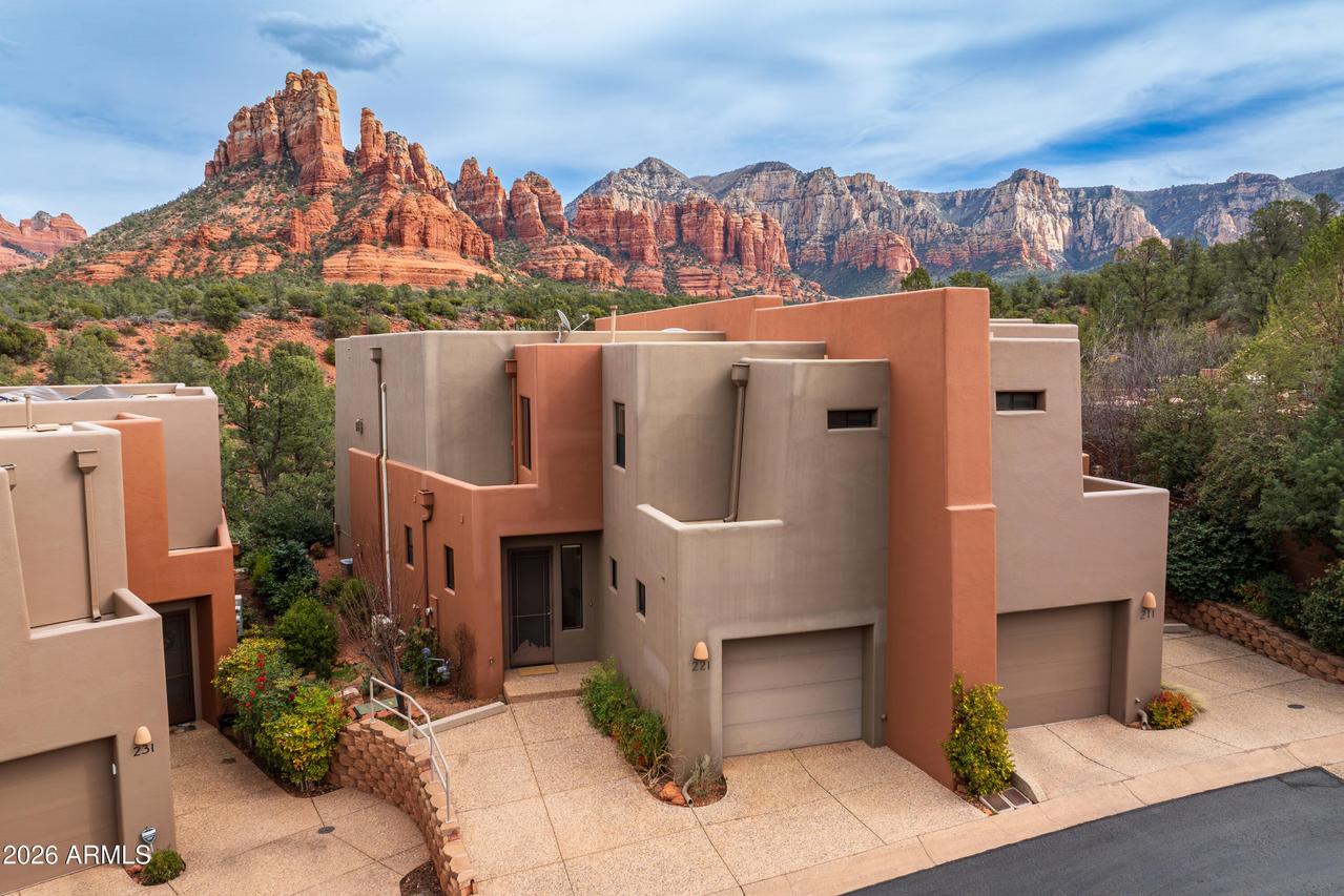 221 Arroyo Sienna Dr., Sedona, AZ 86336
