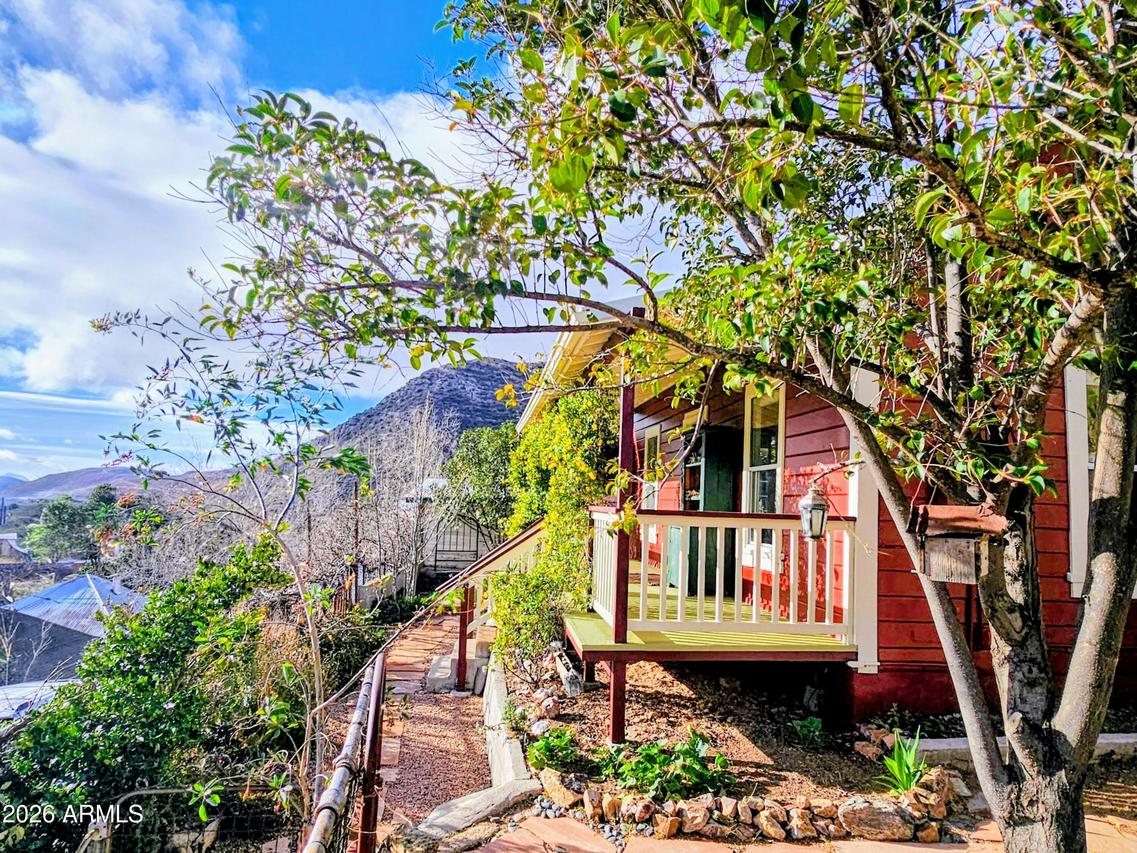 138B Opera Dr., Bisbee, AZ 85603
